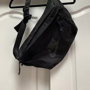 Nike High Tech Hip Pack